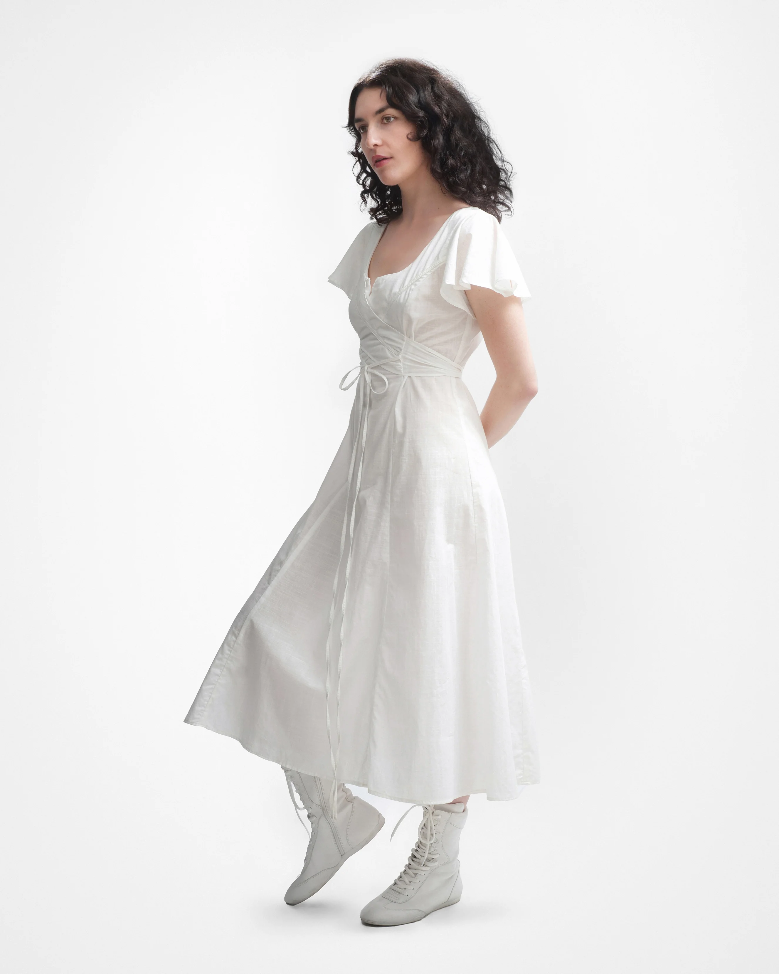 MAE DRESS IN LILY WHITE - Image 3